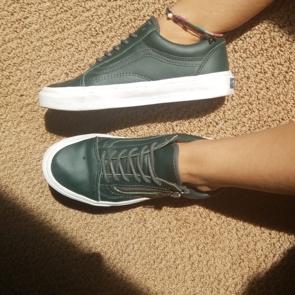 Forest Green zip up leather Old Skool Vans